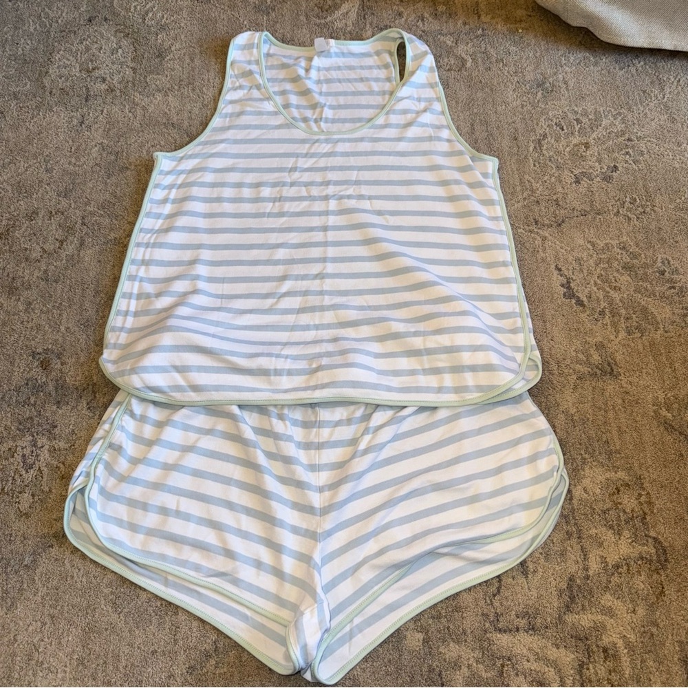 Lake pajamas, Pima cotton size large blue stripe with green trim